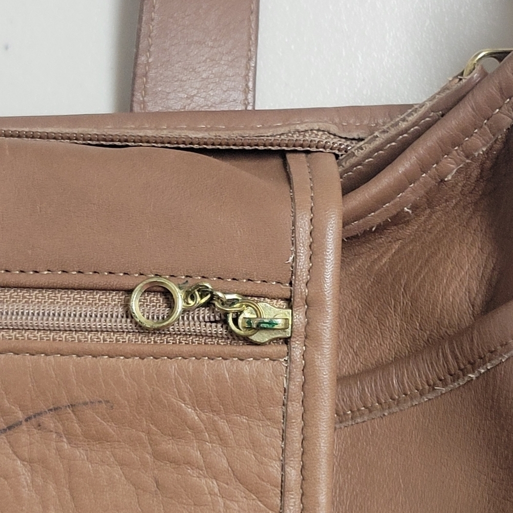 Coach Vintage Whitney Leather Saddle Flap Bag 4115. - Picture 11 of 16